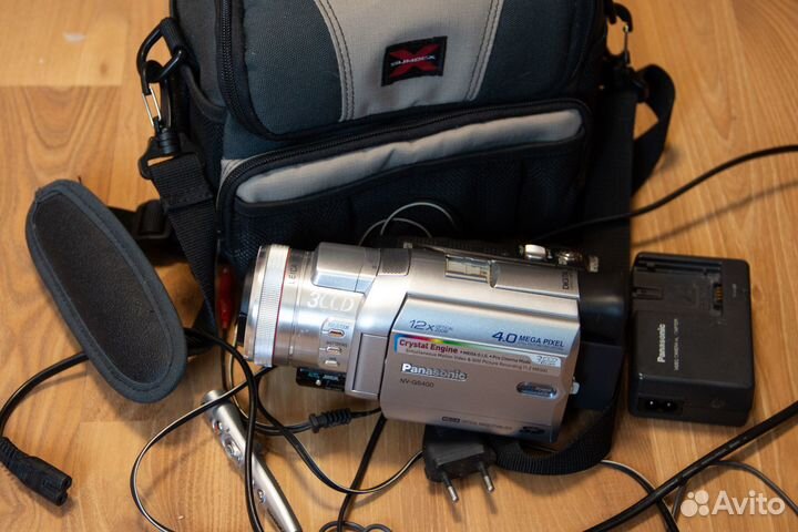 Видеокамера Panasonic NV-GS400
