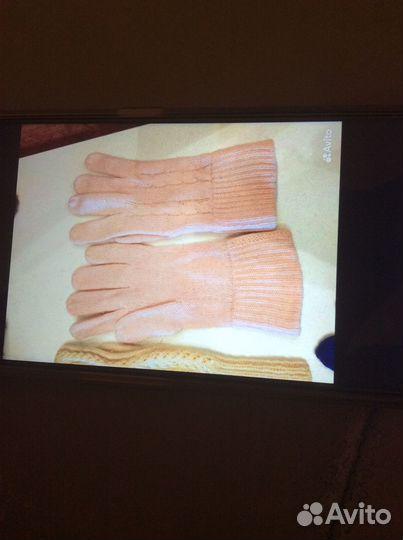 Женские шерстяные перчатки