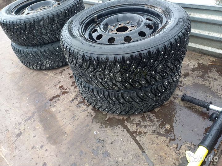 Nokian Tyres Hakkapeliitta 8 175/65 R14