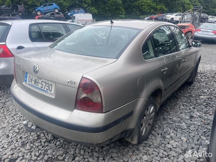 Фонарь Volkswagen Passat 5/B5+ (1996-2005)