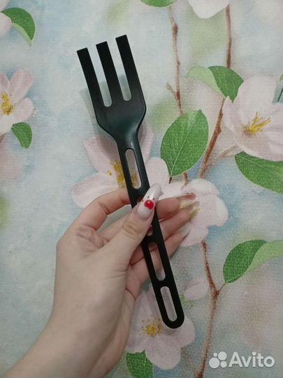 Вилка кухонная утварь
