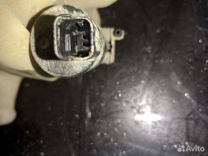 Бачок омывателя Mitsubishi Lancer 7 (бачки)