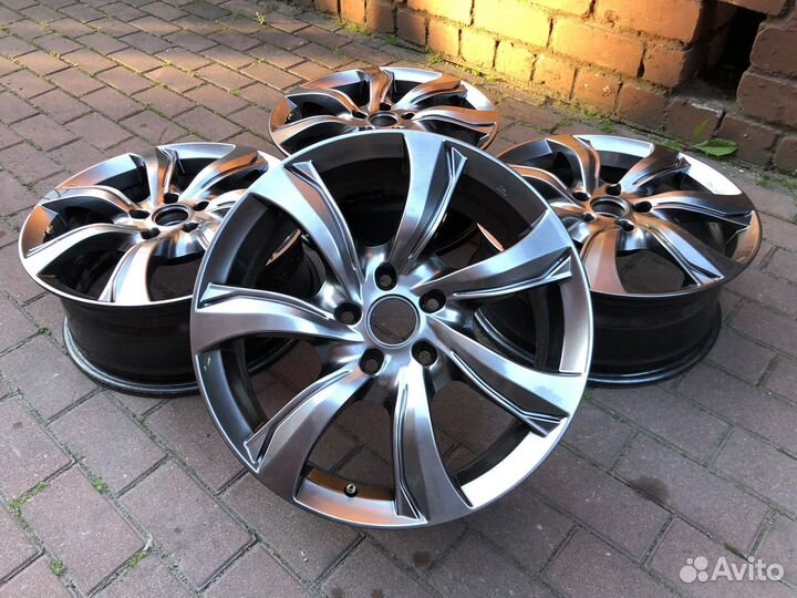 Диски R17 5x114.3