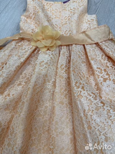 Платье на девочку