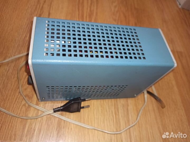 Источник питания стабилизированный ипс СССР