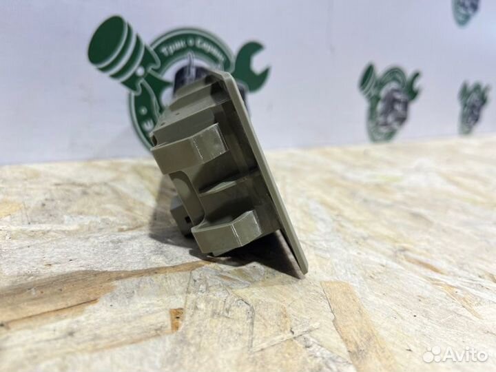 Блок управления автономным отопителем Volvo Fh4