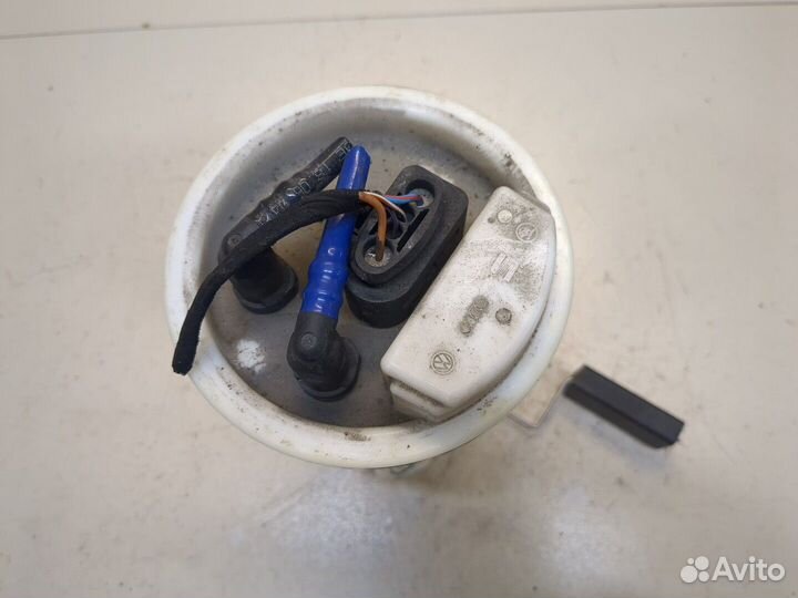 Насос топливный электрический Skoda Octavia Tour