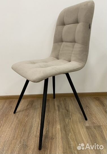 Стул кухонный