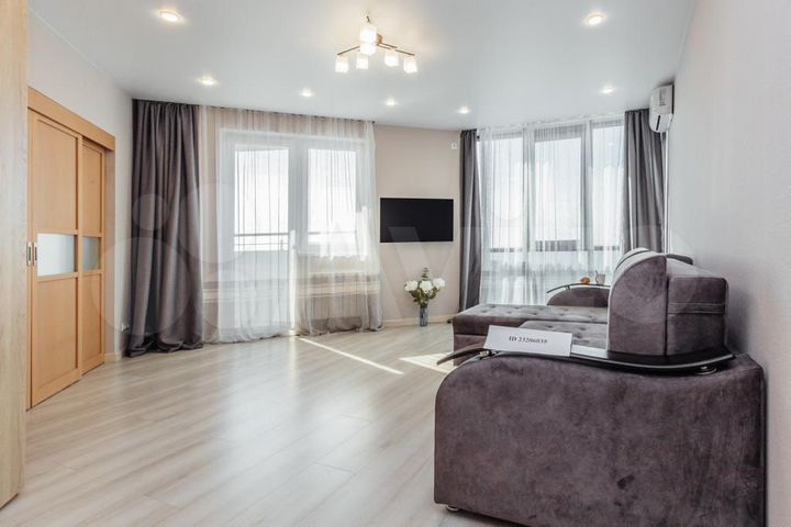 2-к. квартира, 50 м², 8/21 эт.