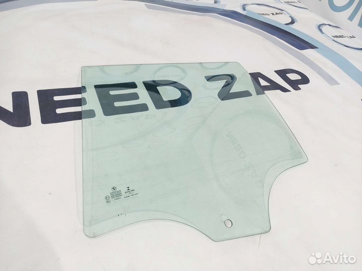 Стекло двери заднее левое BMW X3 F25