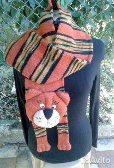 Котошарф вязаный, ручная работа