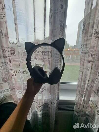 Блютуз наушник