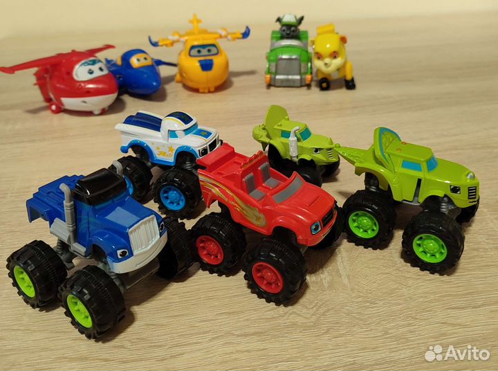 Вспыш и чудо машинки