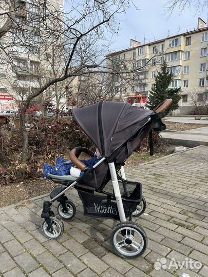 Прогулочная коляска