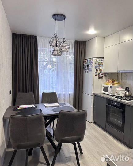 Люстра потолочная новая