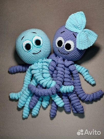 Вязаная игрушка для новорожденных детей осьминог