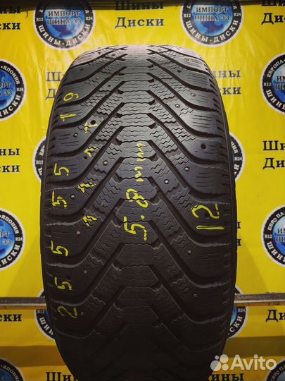 Goodyear UltraGrip 500 255/55 R19 111T