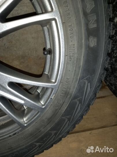 Зимние колеса 215 60 R16