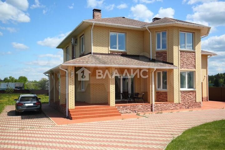 Дом 250 м² на участке 30 сот.