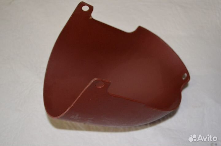 Кожух защитный правого фонаря 6.50.115 мтлб
