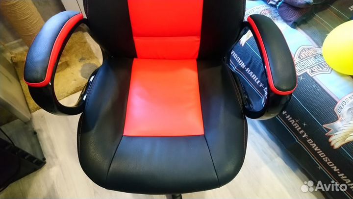 Компьютерное кресло