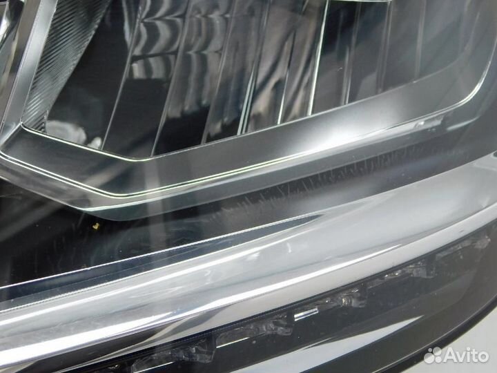 Фара левая Volkswagen Tiguan