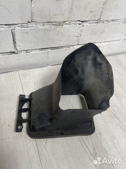 Воздуховод радиатора правый Bmw 1-Series F20