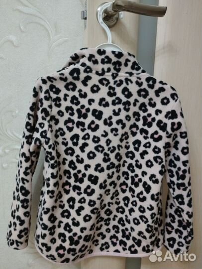 Кофта для девочки 110 р