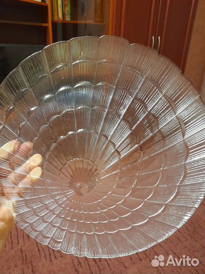 Комплект стеклянных блюд и салатник