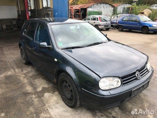 Разбор на запчасти Volkswagen Golf 4