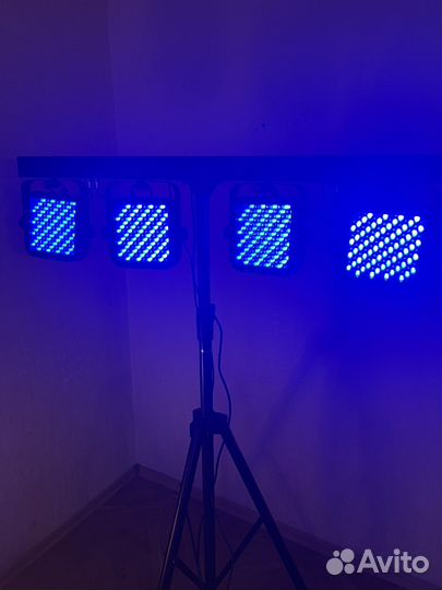 Световой прибор для дискотек Involight SBL 1000