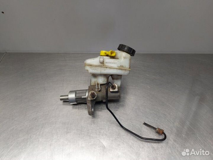 Главный тормозной цилиндр Chevrolet Cruze J300