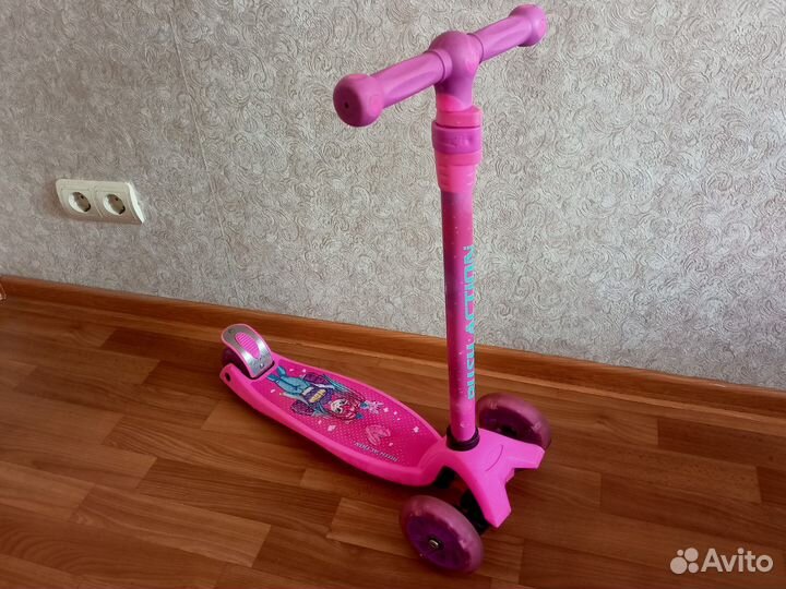 Самокат детский трехколесный