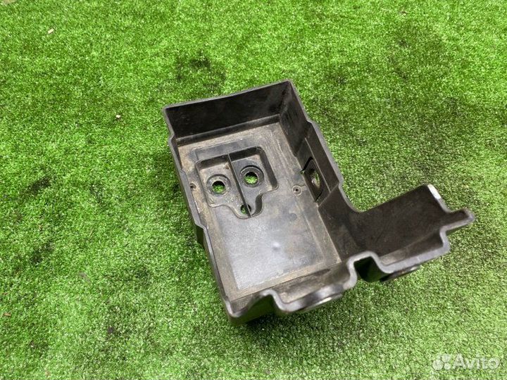 Подставка под аккумулятор Mercedes-Benz X-Class