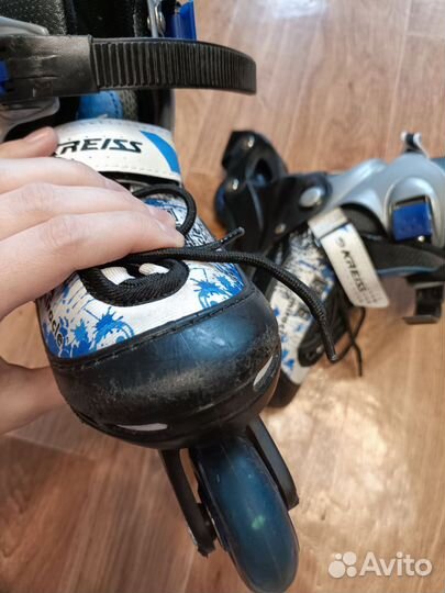 Роликовые коньки размер 26-29 + защита