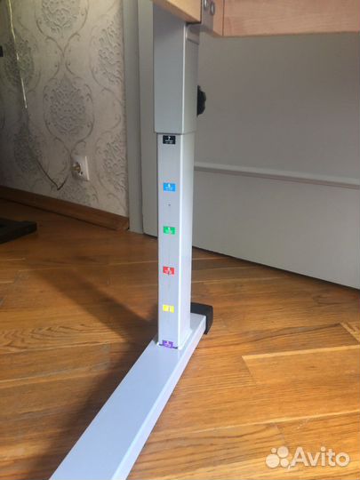 Растущая парта и стул для школьника «Осанка 80»