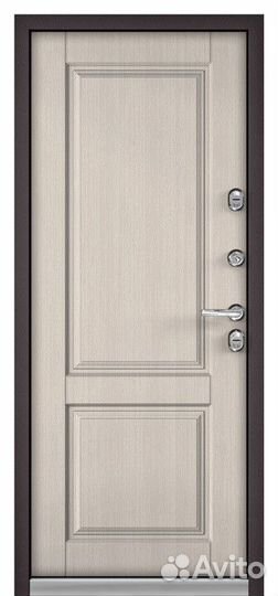 Дверь входная уличная