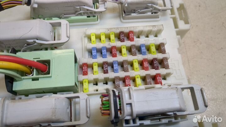 Блок управления бортовой сети Ford Focus 3, 2011