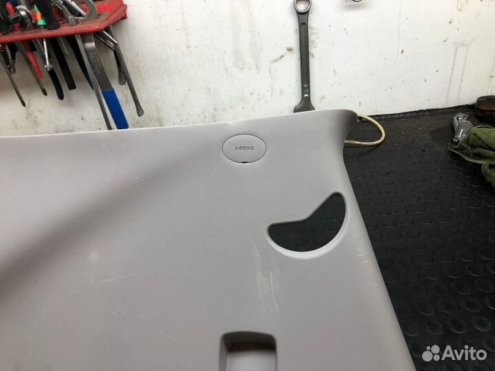 Обшивка стойки задняя левая Kia Sportage 3 (SL)