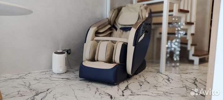 Массажное кресло rovos 657