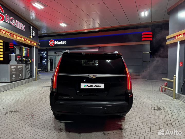 Cadillac Escalade 6.2 AT, 2015, 116 000 км
