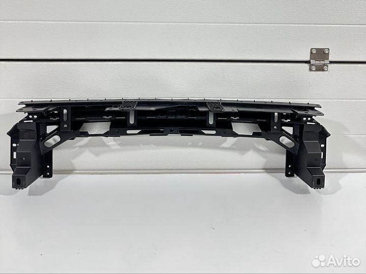 Панель верхней решетки радиатора Baic U5 plus