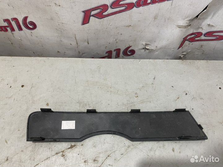 Накладка бампера передняя левая Audi Q3 8U