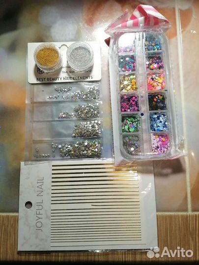 Декор для маникюра (камифубики, стразы и др)