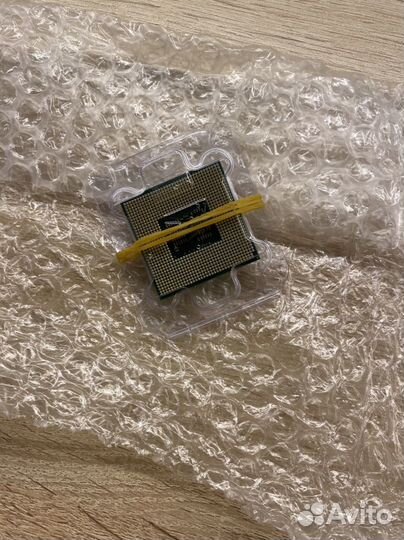 Процессор Intel i7 640M OEM (без кулера)