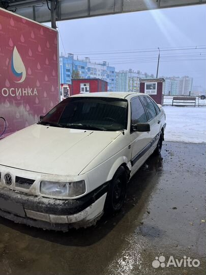 Volkswagen Passat 1.6 МТ, 1989, 200 000 км