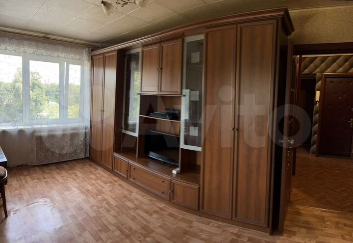 2-к. квартира, 45 м², 4/9 эт.