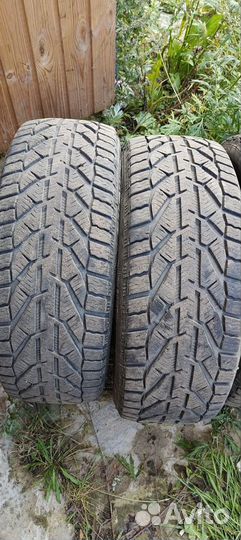 Kormoran Snow 205/50 R17 93V