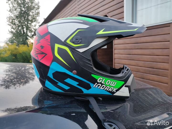 Кроссовый шлем