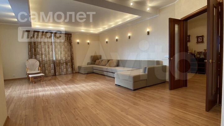 3-к. квартира, 119 м², 4/7 эт.